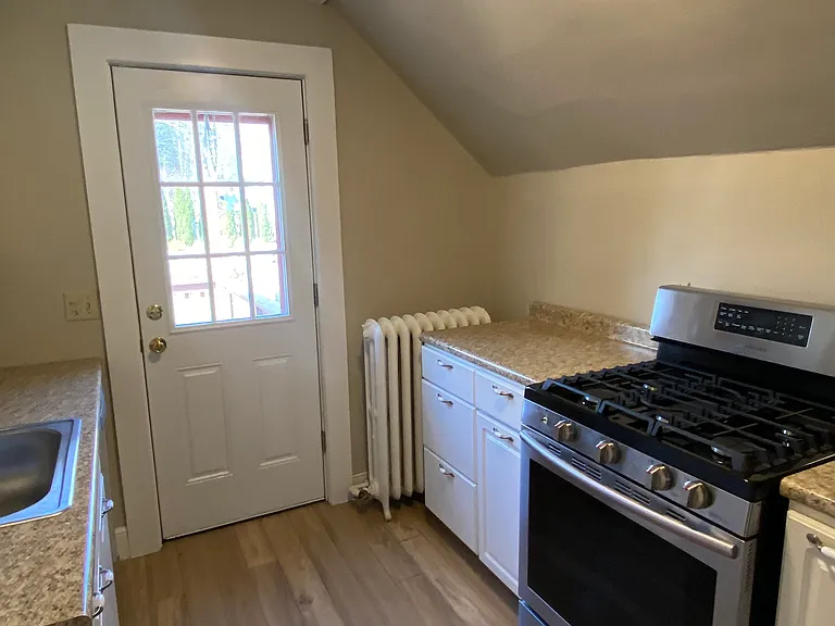 86 Belleview Ave #2 — Photo 5