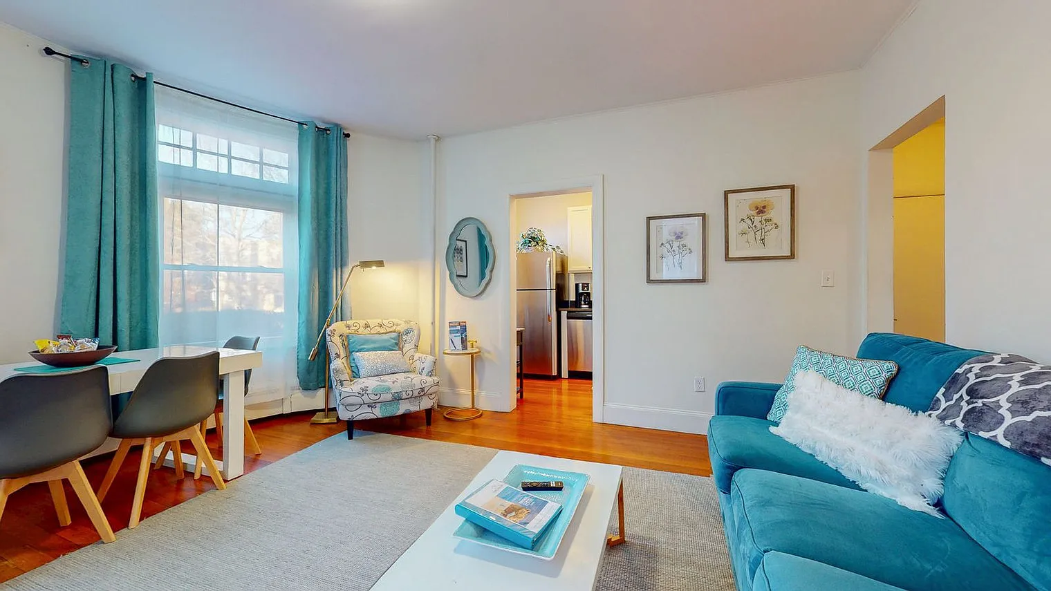 1 bed, 1.0 bath, 796 sqft, $4,594 — Photo 4