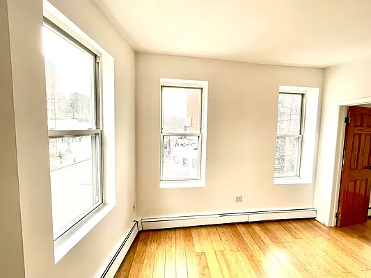 Rented by Pear NYC LLC | media 24