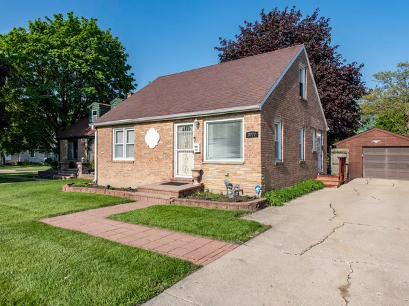1111 N Berwick Blvd, Waukegan, IL 60085