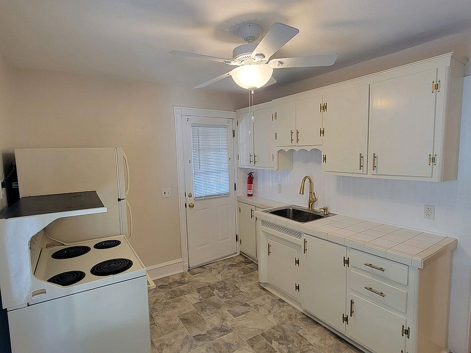 1st image of 402 2nd Floor Bowman St
