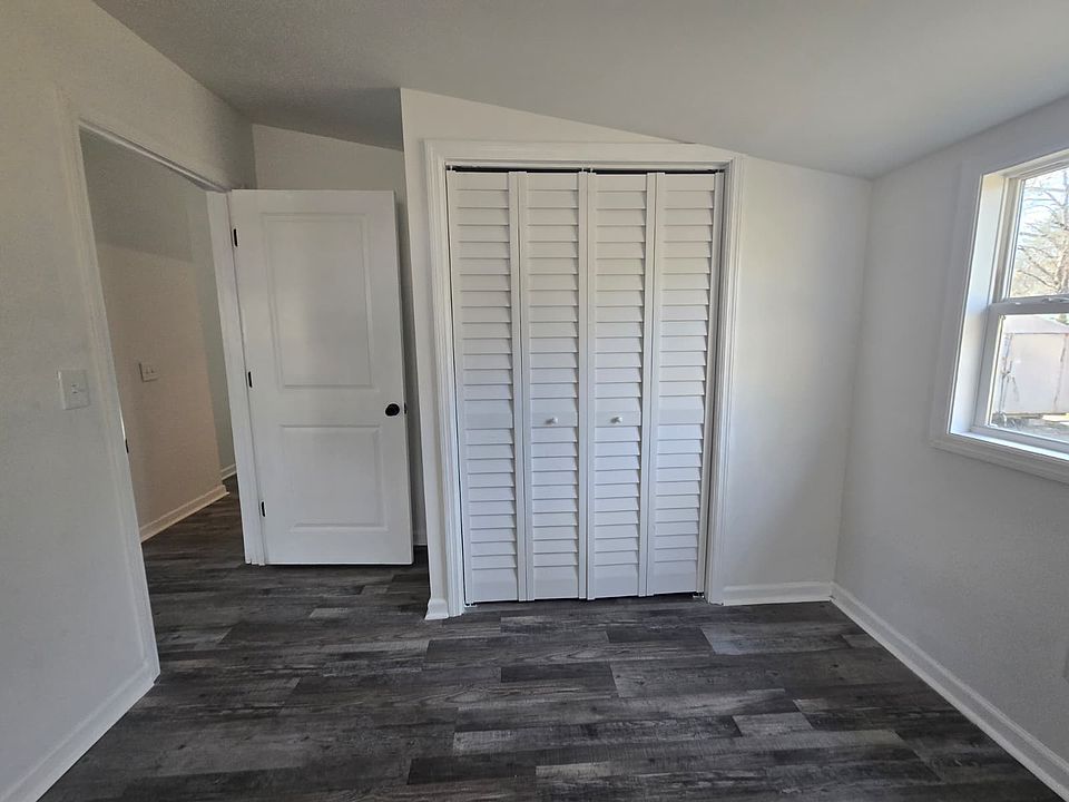 2nd image of 72 Sargent Tigner St #2