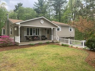 506 Snake Hill Rd, Glocester, RI 02857