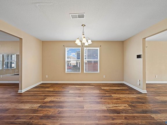 5th image of 204 Rockport St