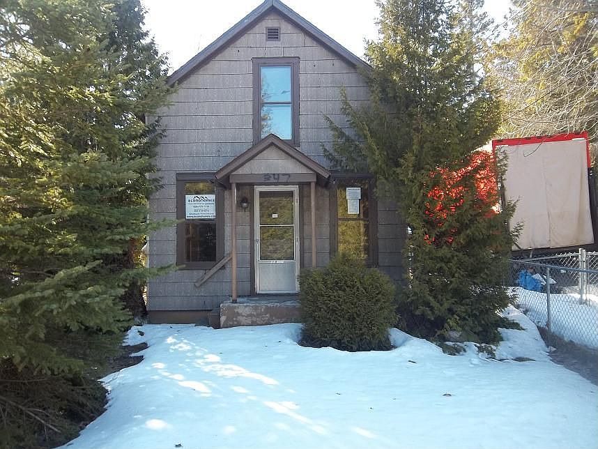 347 Division St, De Tour Village, MI 49725 Zillow