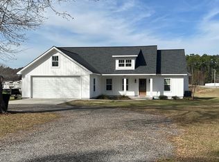 20 Carmel Dr, Douglas, GA 31535