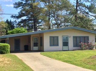 102 Breland St, Crystal Springs, MS 39059