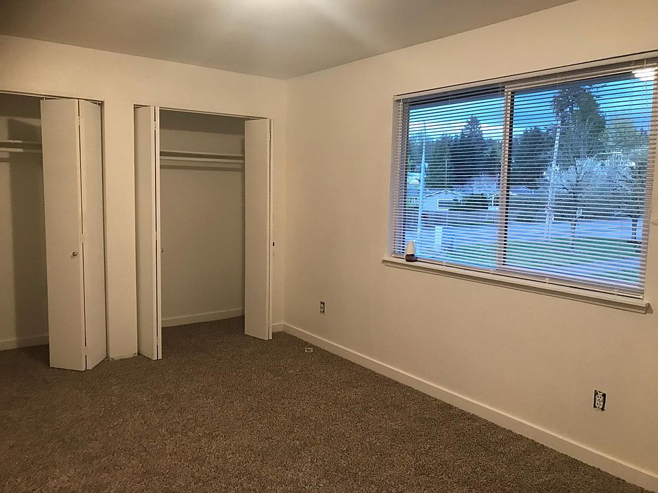 2nd image of 1540 29th St SE APT A