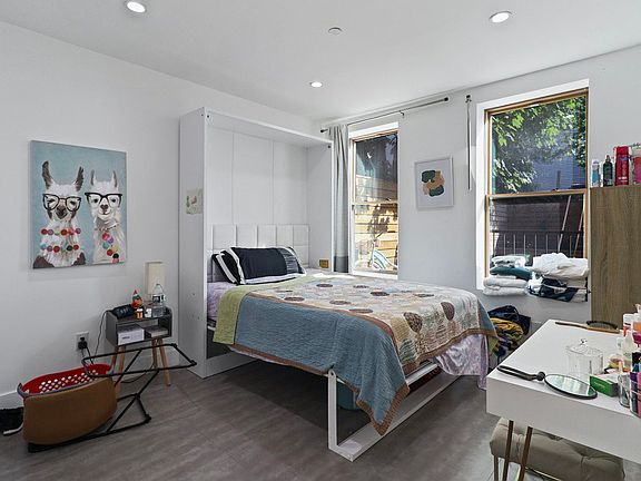 4th image of 466 E 143rd St #2L