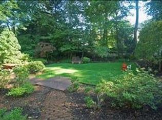 40 Birdseye Gln, Verona, NJ 07044
