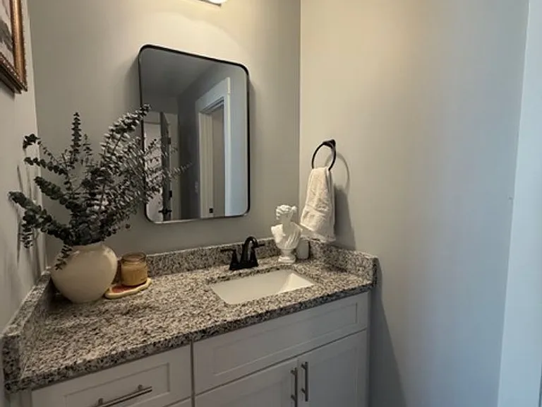 3050 Candlelight Dr — Photo 19
