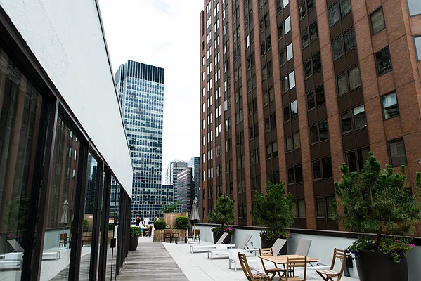 Rented by Winzone Realty Inc | media 16