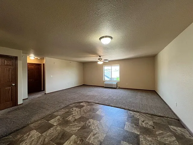 1 bed, 711 sqft, $1,050 — Photo 4