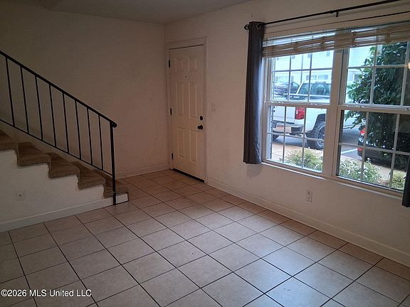 2nd image of 1802 Jackson Ave W APT 126