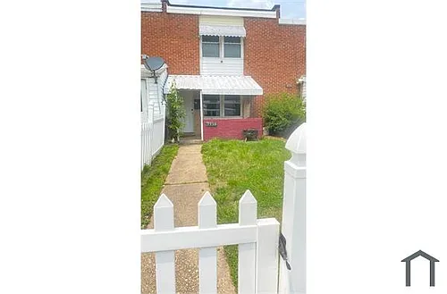 7938 Eastdale Rd Photo 1