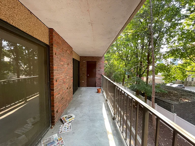 62 Centre St #2A — Photo 4