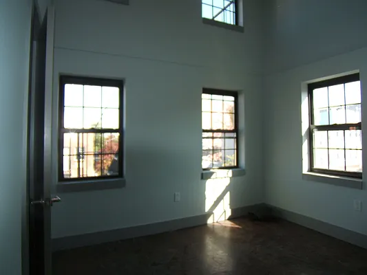 Rented by Joel Weisz, LREB | media 55