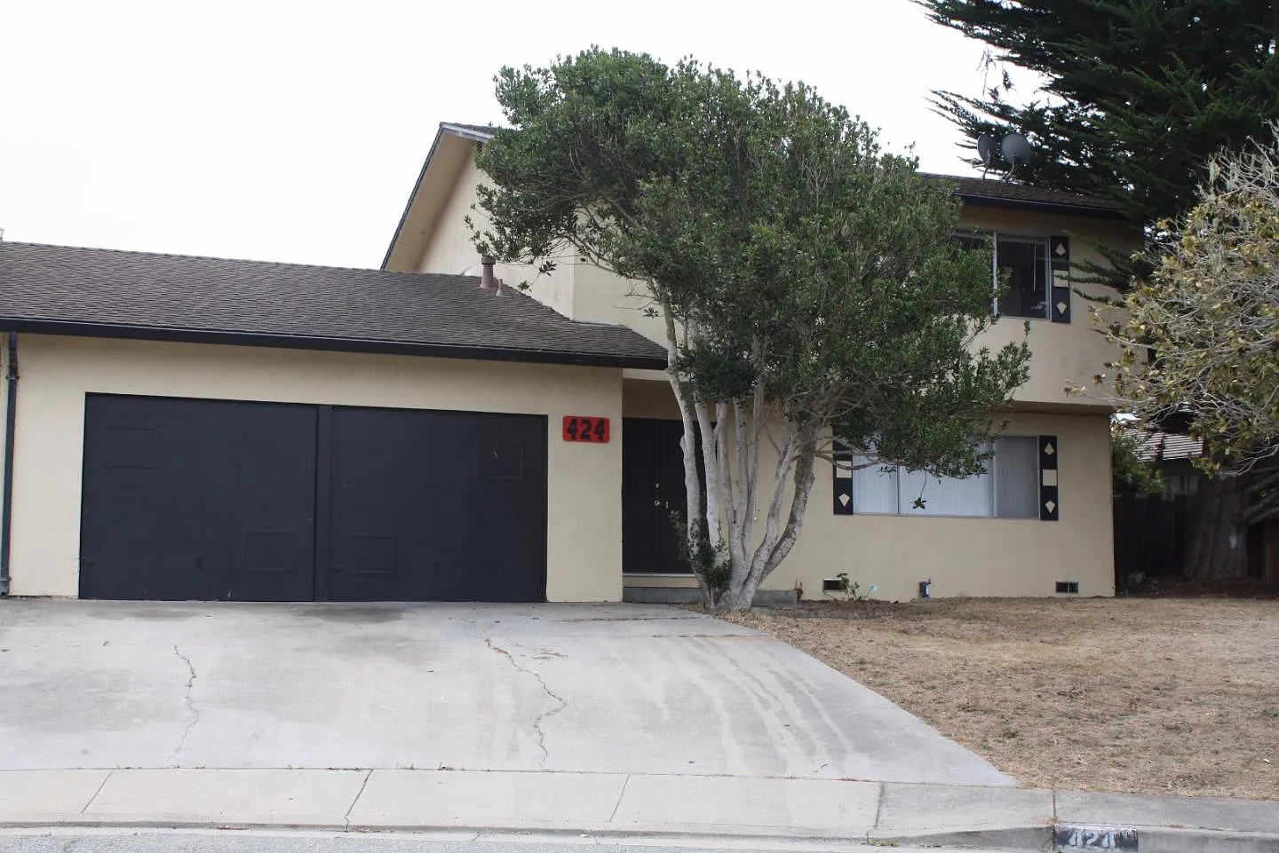 424 Exeter Pl photo 1