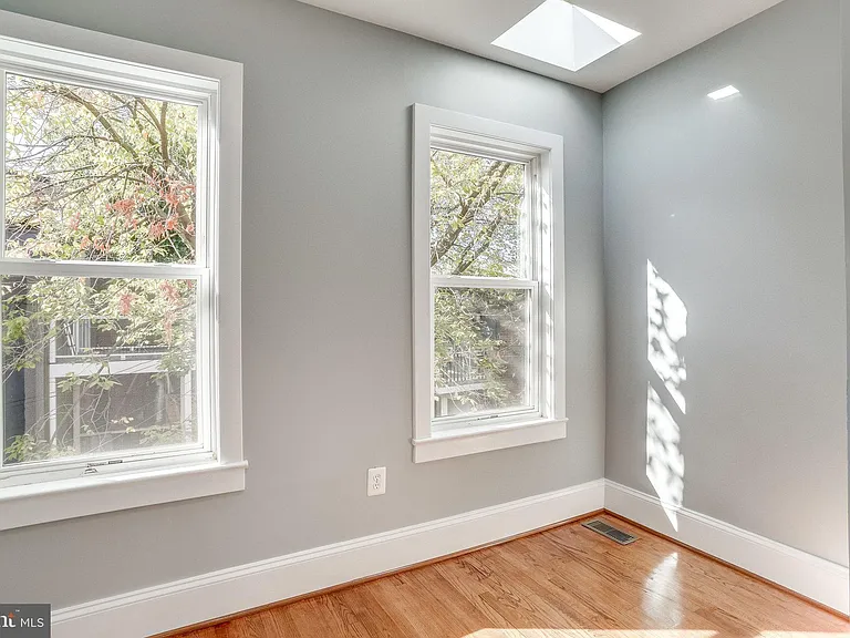 606 Q St NW — Photo 21