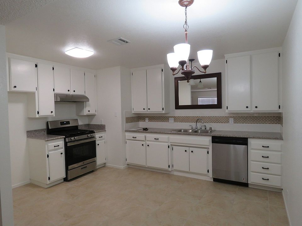1st image of 7595 Kickapoo Trl APT 6