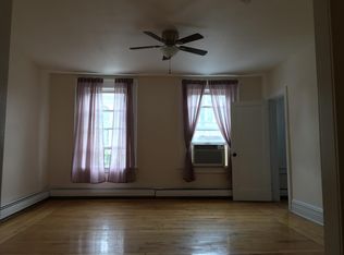 285 Grove St #2, Jersey City, NJ 07302