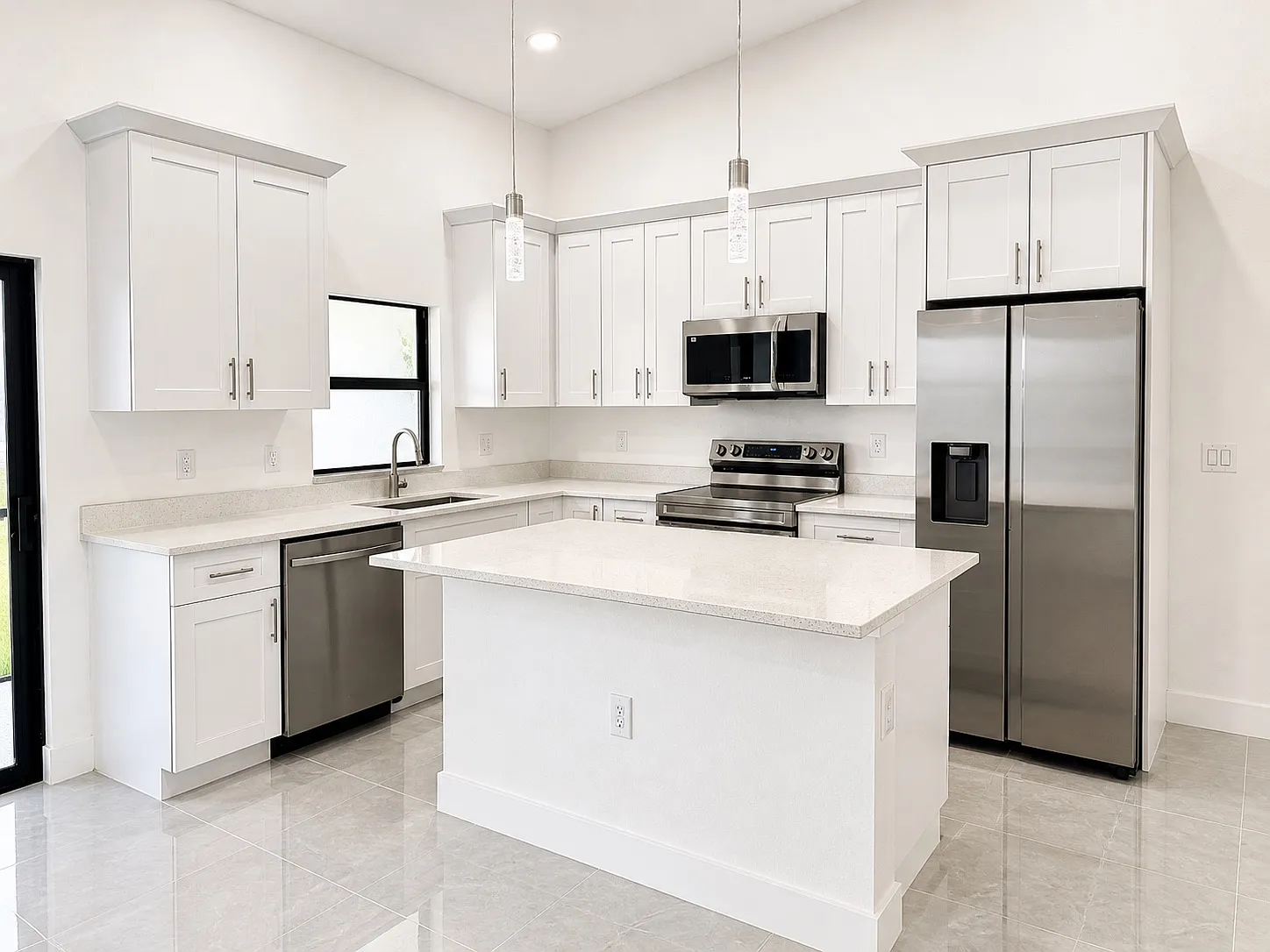 3 bed, 1205 sqft, $1,750 — Photo 3