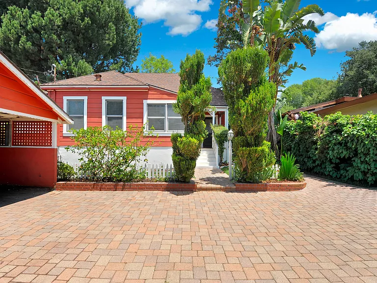 703 Manzanita Ave — Photo 31