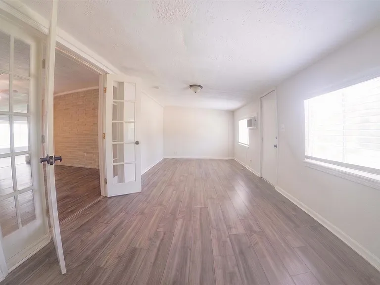 4904 Meadow Lark Ln — Photo 17