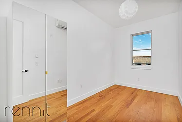 Rented by Rennit Inc.