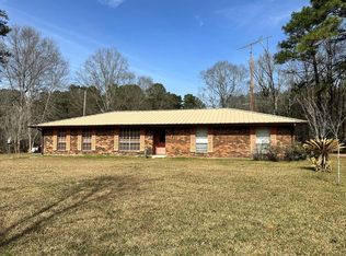 6891 Hamp Lea Rd, Magnolia, MS 39652