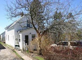 22 Monument St, Lubec, ME 04652