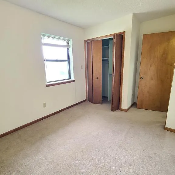 16924 Amstutz Rd — Photo 12
