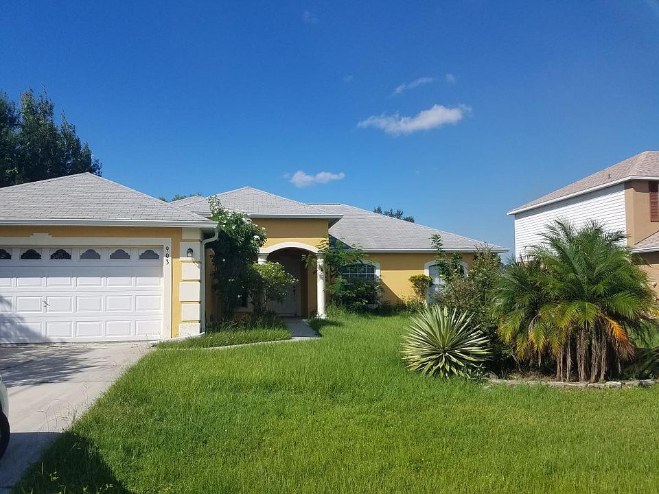 1st image of 903 Basilica Ln