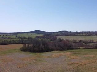 14 Sunset Ln, Pikeville, TN 37367