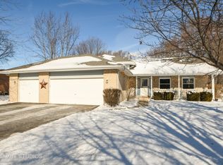 22900 W Bussey Dr, Plainfield, IL 60586