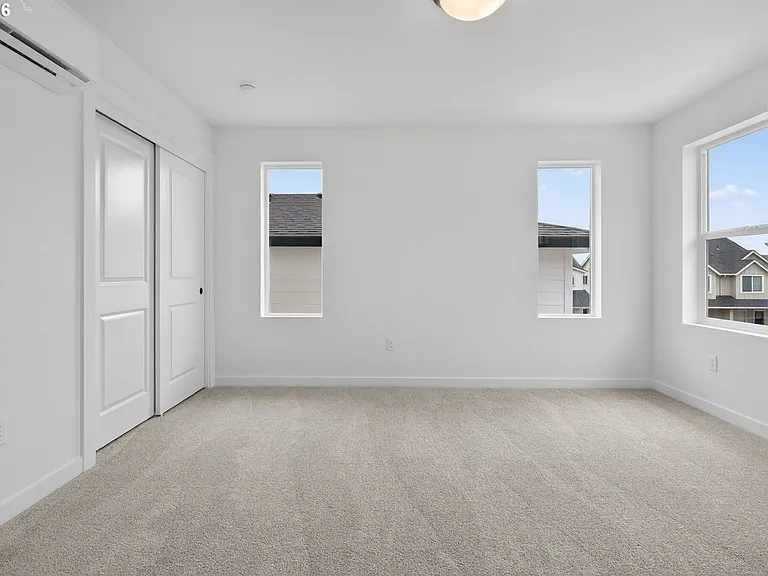 4063 SW McKinley St — Photo 14