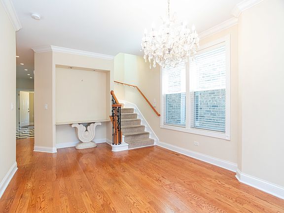 5th image of 3005 N Washtenaw Ave