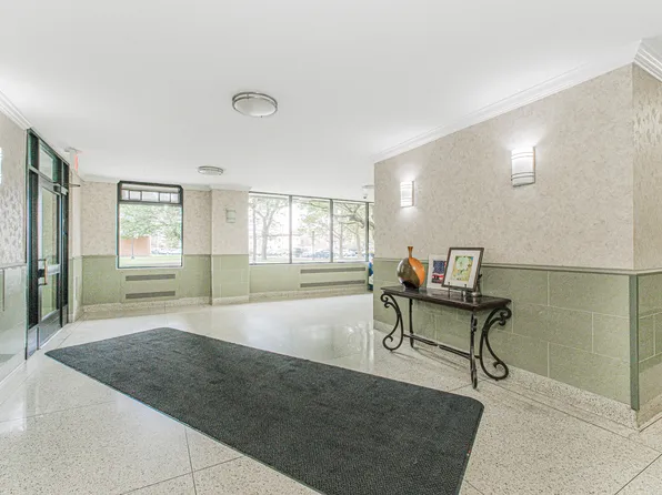 2483 West 16th Street image 4 of 25