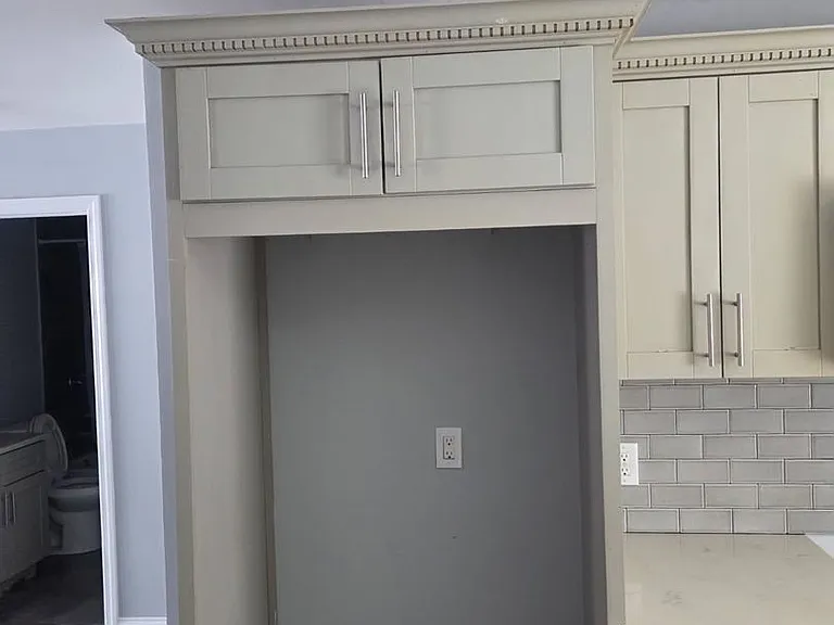 87 Lexington Ave — Photo 2