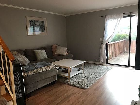 4th image of 312 E Forest Knoll Dr