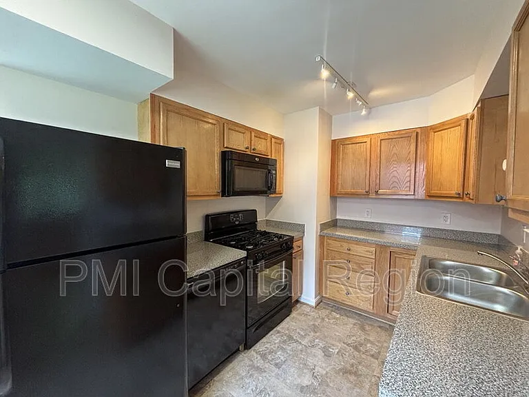 10302 Duvawn Pl — Photo 5