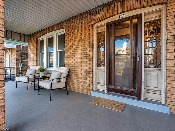 4th image of 70 Belview Ave