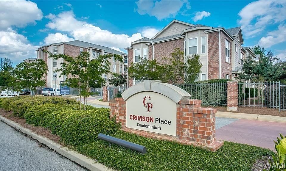 1st image of 600 13th St APT 611