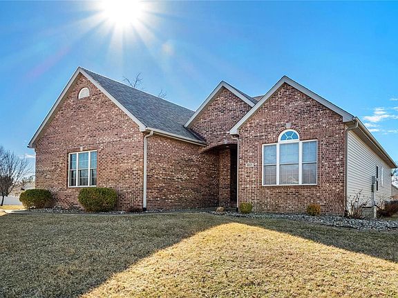 3rd image of 8825 Wildewood Dr