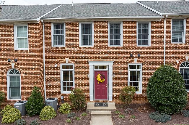 1st image of 107 Blue Stone Hills Dr