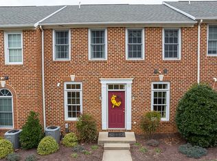107 Blue Stone Hills Dr, Harrisonburg, VA 22801