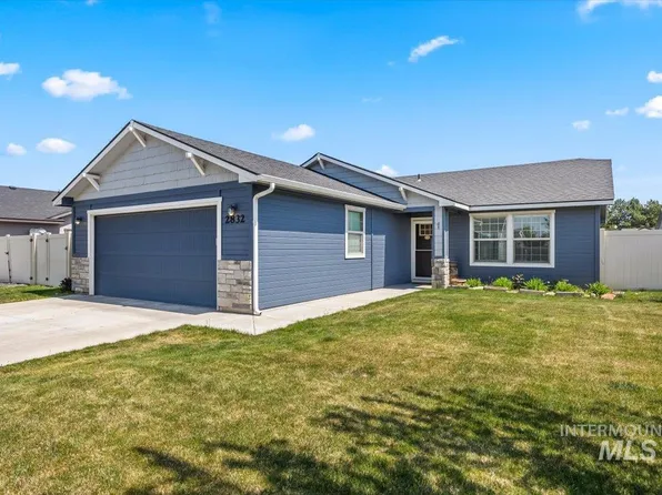 2832 Birch Rd, Fruitland, ID 83619
