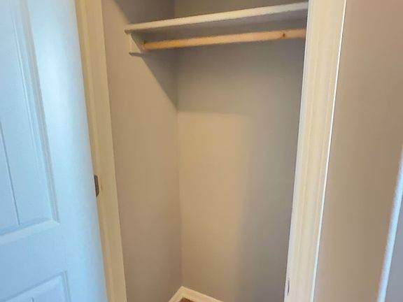 4th image of 186 New Hampshire Way
