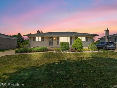 12077 Brougham Dr, Sterling Heights, MI, 48312