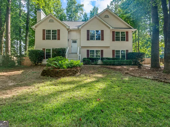 120 Woodstream Dr, Newnan, GA 30265